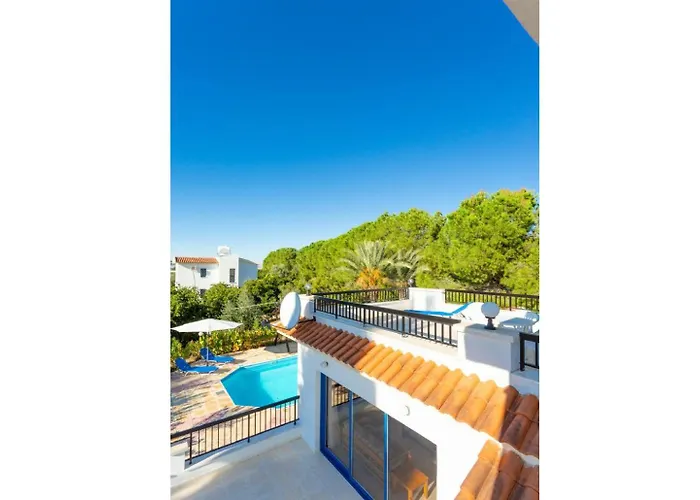 Charoula Ena וילה Polis