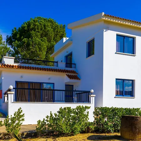 Villa Charoula Ena *