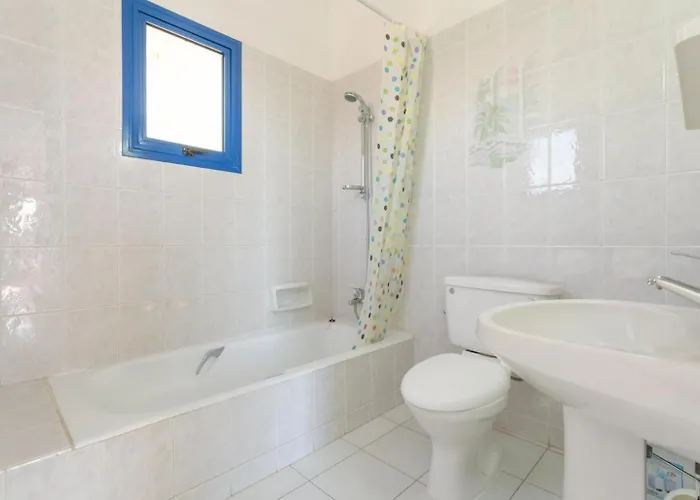 Charoula Ena Large Private Pool Ac Wifi Vilă